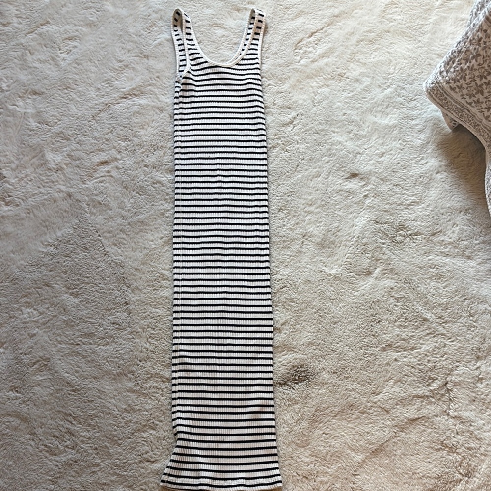 H&M Black and White Sheath Maxi Dress